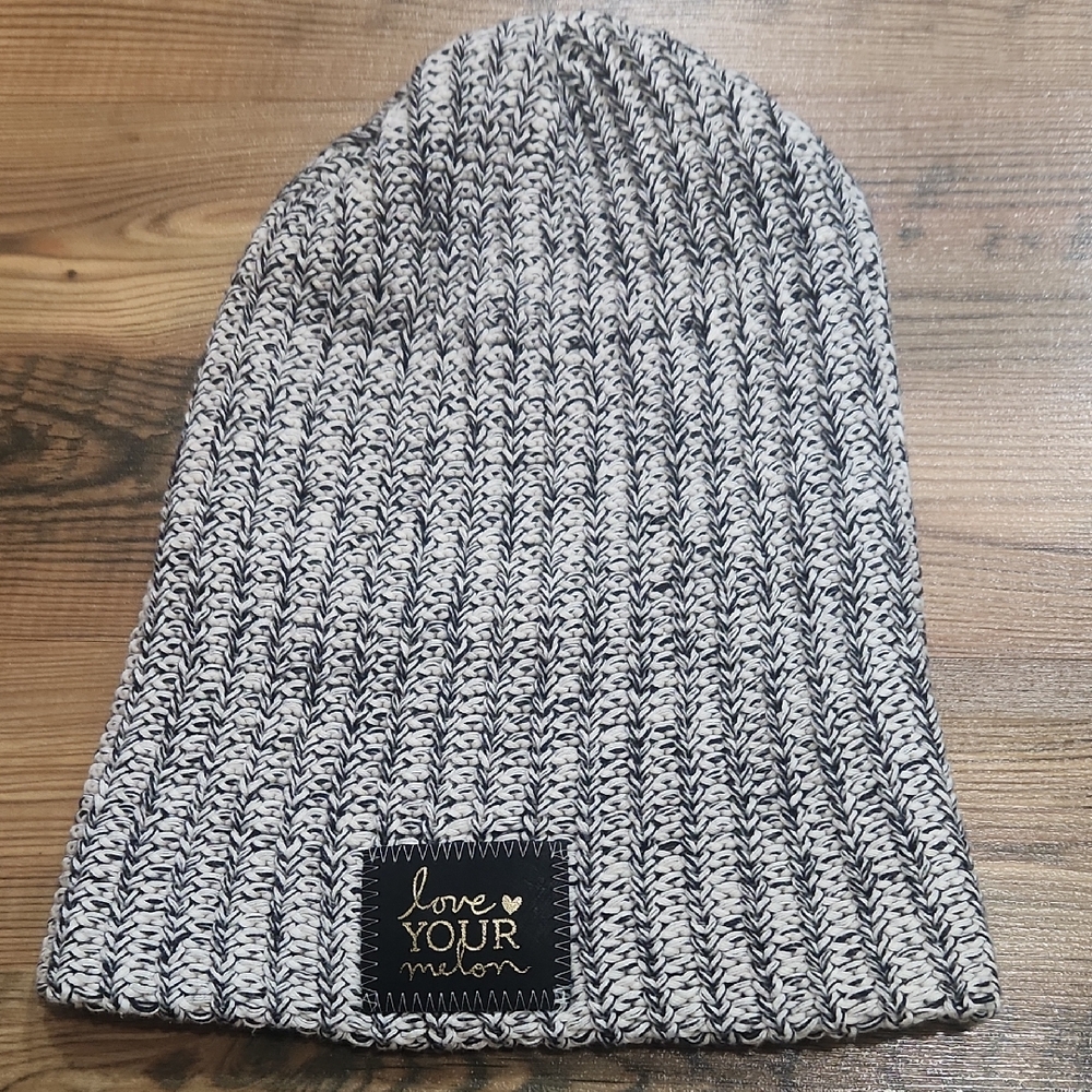 Love Your Melon Knitted Slouchy Gender Neutral Beanie Black Patch Mix Combo‎